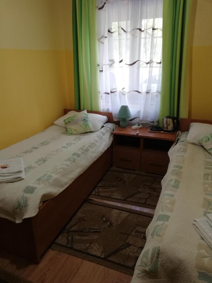 Hotelik Warmia -Pensjonat, Hostel Lidzbark Warmiński Exterior foto